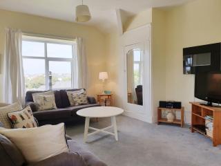 BRYN GORS-3 BED-FIRST FLOOR APT- YARDS FROM BEACH - Trearddur - 7