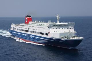 Meimon Taiyo Ferry 1st sailing from Kitakyushu to Osaka - Kitakyushu - 0