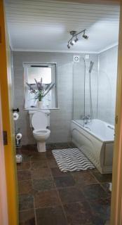 Drumaneir Cottage - 1