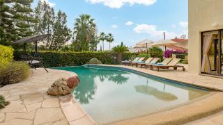 Villa Camelot by Ezoria Villas - Coral Bay - 3