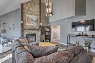 North Charleston Home with Fire Pit and Gazebo! - Charleston - 0