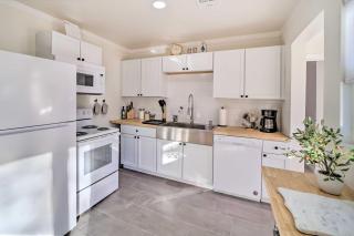 The Boston Cottage about 4 Mi to Downtown Tulsa - 3