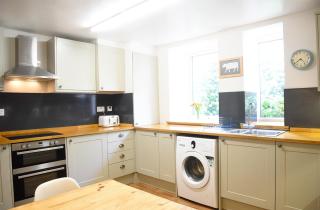 Lower Flat Hillhouse - 6