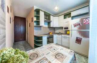 Уютная квартира для семьи на Оболони (м. Героев Днепра) - Kiev - 3
