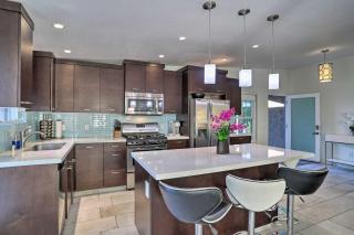 Ultra Secluded Home Private Pool and Security Gate - Palm Springs - 2