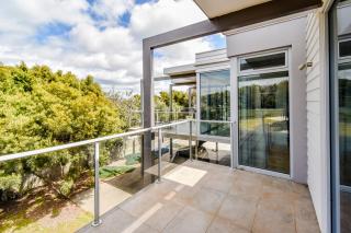 Burraneer - Freycinet Holiday Houses - Coles Bay - 2