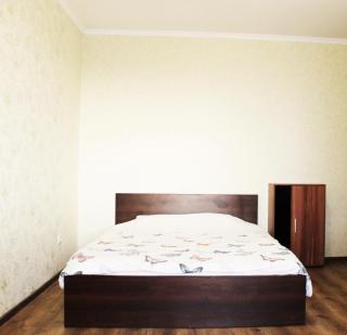 Квартира студія в центрі міста - 1