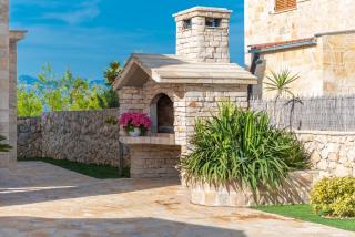 Villa Kirsten with heated pool, jacuzzi and sauna - by TA Leut Agency - Privlaka - 5