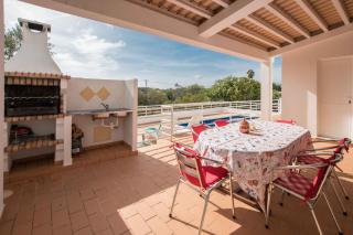 Casa da Alcaria by Portucasa - Altura - 2