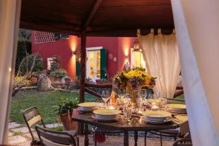 Villa Catia Farmhouse, Three Luxury Bedrooms, a Jacuzzi Pool and a Dream-Like Getaway Experience - Capannori - 7