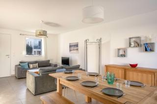 Maison 4 adultes et 4 enfants toute équipée - 9