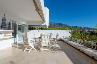 Apartamento en complejo residencial con piscina - Marbella - 7