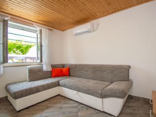 Holiday Home Snježana by Interhome - Ražanj - 7
