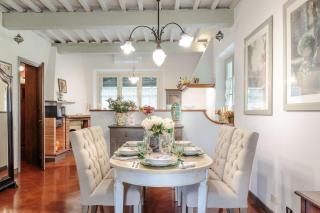 Villa D'Amico, charming indulgence overlooking Lucca Town Centre - Lucca - 1