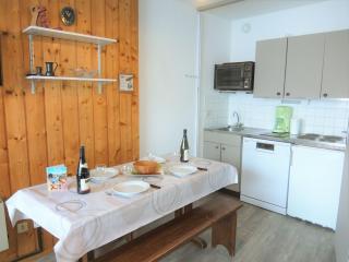 Apartment Mélèzes 33 by Interhome - 7