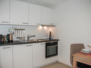 Apartment Appartamento 2- Giardino by Interhome - Muralto - 4