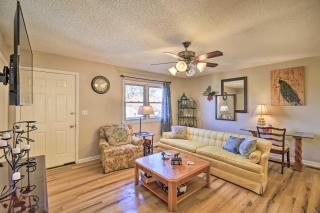 Pet-Friendly Home with Grill and Farm in Meadowview! - Meadowview - 6