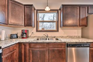 Family-Friendly Lakefront Home with Deck! - Danbury - 5