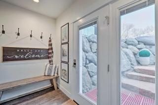 Vibrant Chic Home about 20 Mi to Salt Lake City! - 7