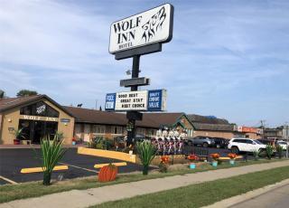 Wolf Inn Hotel - Sandusky - 9