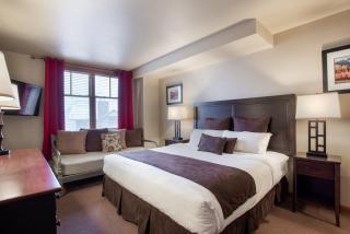 Ski-In Ski-Out Cozy 4th Floor Zephyr Mountain Lodge Condo Tucked Into The Woods condo - 8