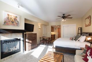 Beautiful Ski-In Ski-Out Top Floor Studio Condo at Fraser Crossing Founders Pointe condo - 0