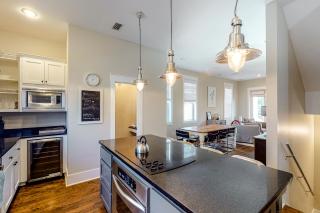 Seagrove Beach - SeaBee Beach Retreat - 4