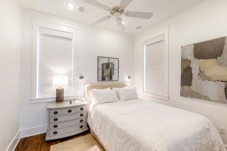 Seagrove Beach - SeaBee Beach Retreat - Santa Rosa Beach - 2