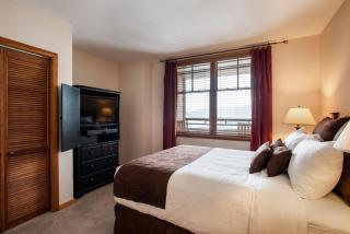Roomy Zephyr Mountain Lodge Condo with Perfect Slope View from Balcony condo - 3