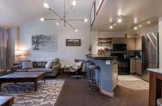 Lovely Mountain Adventure Zephyr Mountain Lodge Condo with Ski Storage condo - 7