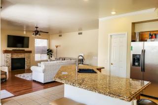 Mesa Resort - Leisure World - 8