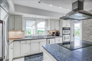 Serenity by the Sea - 5