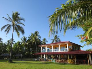 Las Lajas Beach Resort - 3