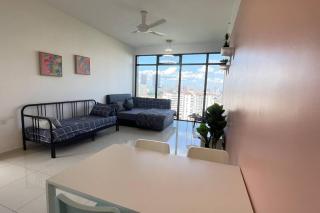 Beacon Suites with Infinity Pool at Georgetown by WL - George Town - 0