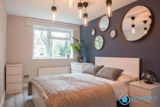 Finchley Contemporary 2 Bed Apartment + Parking - Hendon - 0