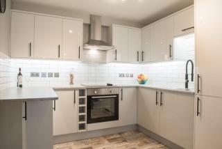 Finchley Contemporary 2 Bed Apartment + Parking - Hendon - 6