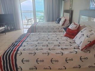Isla Verde Studio - San Juan - 9