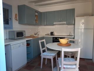 Villa Yviskos Traditional Home - Chrissi Akti - 4