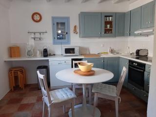 Villa Yviskos Traditional Home - Chrissi Akti - 3