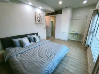 Harmony family room - 5