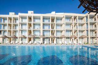 GRAND Hotel - Satoka - 0