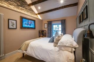 The White House - Bowness-on-Windermere - 4