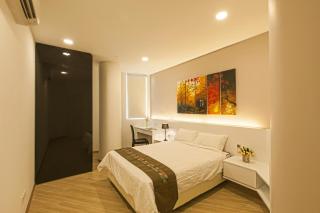 Luxfort 118 Service Suites - George Town - 1