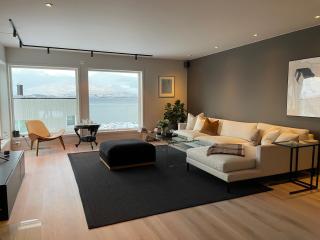 Modern and sentral home - close to centrum and nature - 3