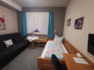 Haus am Kurpark Hotel Garni - Bad Steben - 3