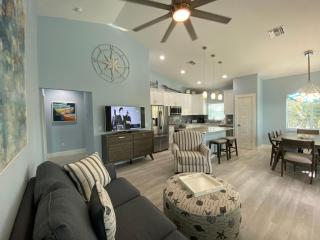 Brand New Tropical Paradise Pool Home - Walk to Beach and Downtown - Fort Myers Beach - 7