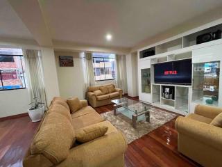 Apartamento exclusivo en Cusco cerca al aeropuerto - Cusco - 0