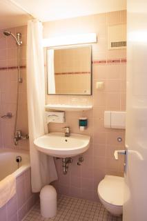 Hotel am Bahnhof - 9