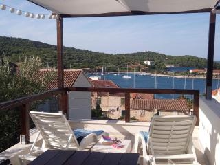 Casa Poquita Vis (Vis town center, seaview terrace) - 4