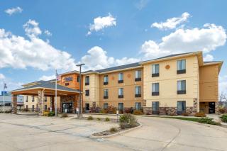 Comfort Inn & Suites Cedar Rapids North - Collins Road - Cedar Rapids - 0